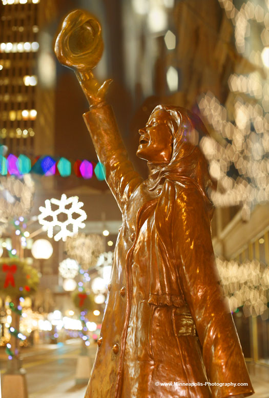 Mary Tyler Moore - Mary Richards - Downtown Minneapolis - Copyright: www.Minneapolis-Photography.com