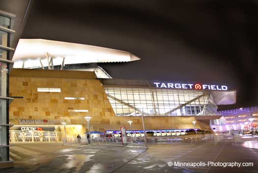 Minnesota Twins Target Field Single Game Overnight Ticket Line - &copy; Minneapolis-Photography.com 